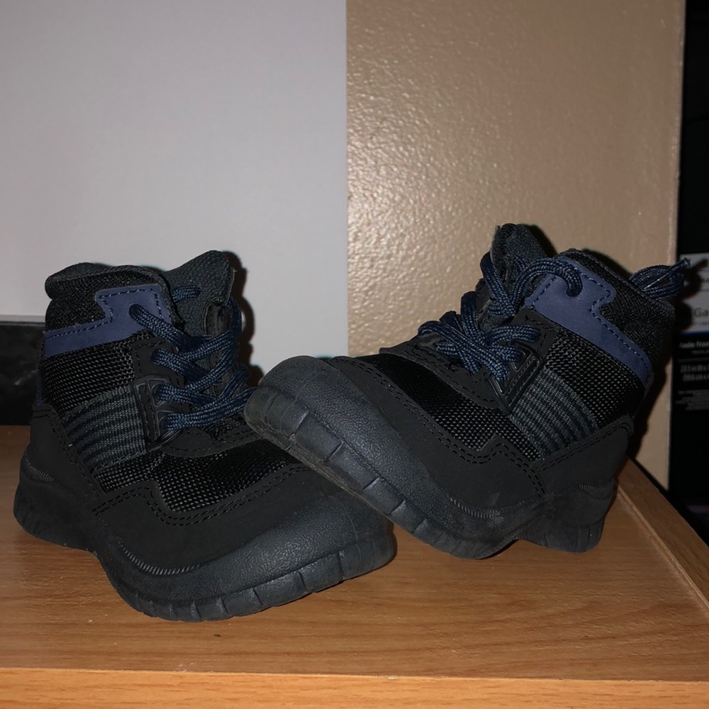 Toddler hiking boots